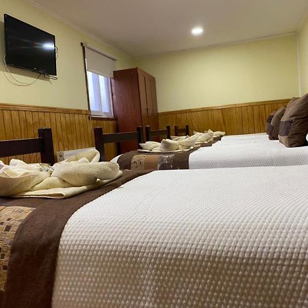 Hostal America En Puerto Natales Esterno foto